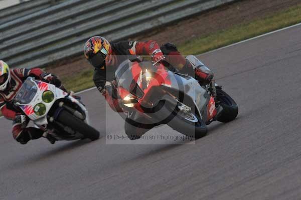 Rockingham no limits trackday;enduro digital images;event digital images;eventdigitalimages;no limits trackdays;peter wileman photography;racing digital images;rockingham raceway northamptonshire;rockingham trackday photographs;trackday digital images;trackday photos