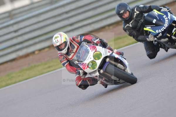 Rockingham no limits trackday;enduro digital images;event digital images;eventdigitalimages;no limits trackdays;peter wileman photography;racing digital images;rockingham raceway northamptonshire;rockingham trackday photographs;trackday digital images;trackday photos