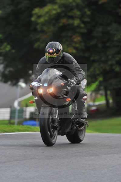 Motorcycle action photographs;cadwell;cadwell park photographs;event digital images;eventdigitalimages;motor racing louth lincolnshire;no limits trackday;peter wileman photography;trackday;trackday digital images;trackday photos