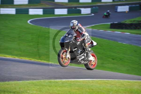 Motorcycle action photographs;cadwell;cadwell park photographs;event digital images;eventdigitalimages;motor racing louth lincolnshire;no limits trackday;peter wileman photography;trackday;trackday digital images;trackday photos