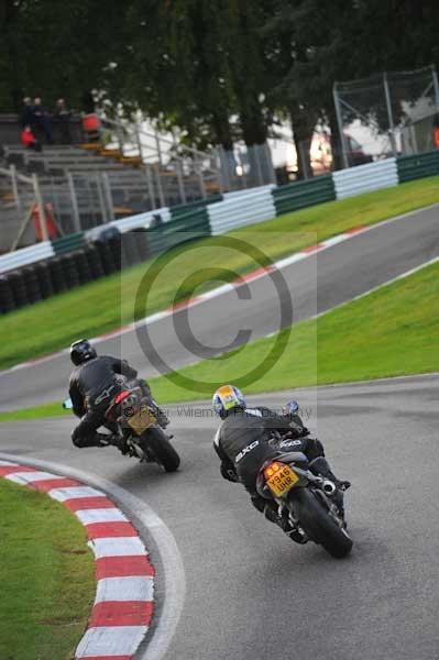 Motorcycle action photographs;cadwell;cadwell park photographs;event digital images;eventdigitalimages;motor racing louth lincolnshire;no limits trackday;peter wileman photography;trackday;trackday digital images;trackday photos