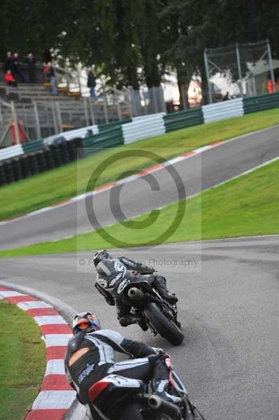 Motorcycle action photographs;cadwell;cadwell park photographs;event digital images;eventdigitalimages;motor racing louth lincolnshire;no limits trackday;peter wileman photography;trackday;trackday digital images;trackday photos