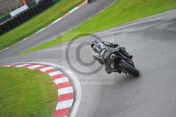 Motorcycle action photographs;cadwell;cadwell park photographs;event digital images;eventdigitalimages;motor racing louth lincolnshire;no limits trackday;peter wileman photography;trackday;trackday digital images;trackday photos