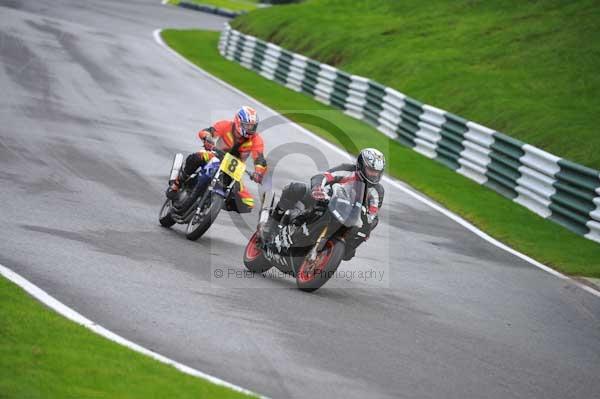 Motorcycle action photographs;cadwell;cadwell park photographs;event digital images;eventdigitalimages;motor racing louth lincolnshire;no limits trackday;peter wileman photography;trackday;trackday digital images;trackday photos