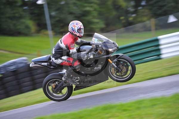 Motorcycle action photographs;cadwell;cadwell park photographs;event digital images;eventdigitalimages;motor racing louth lincolnshire;no limits trackday;peter wileman photography;trackday;trackday digital images;trackday photos