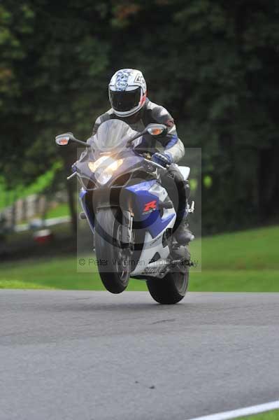 Motorcycle action photographs;cadwell;cadwell park photographs;event digital images;eventdigitalimages;motor racing louth lincolnshire;no limits trackday;peter wileman photography;trackday;trackday digital images;trackday photos