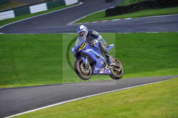 Motorcycle action photographs;cadwell;cadwell park photographs;event digital images;eventdigitalimages;motor racing louth lincolnshire;no limits trackday;peter wileman photography;trackday;trackday digital images;trackday photos