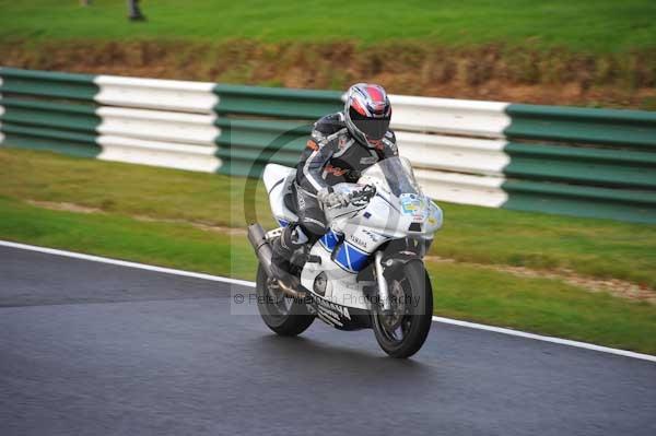 Motorcycle action photographs;cadwell;cadwell park photographs;event digital images;eventdigitalimages;motor racing louth lincolnshire;no limits trackday;peter wileman photography;trackday;trackday digital images;trackday photos