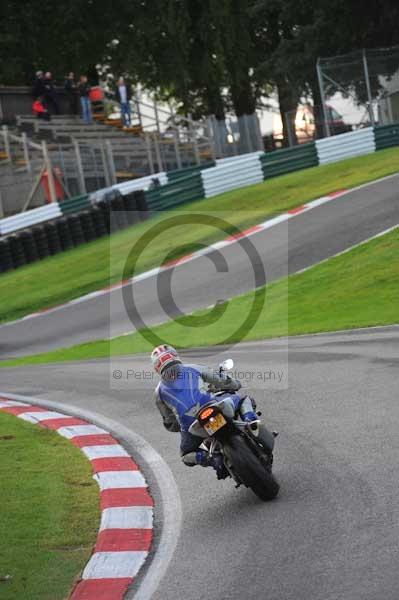 Motorcycle action photographs;cadwell;cadwell park photographs;event digital images;eventdigitalimages;motor racing louth lincolnshire;no limits trackday;peter wileman photography;trackday;trackday digital images;trackday photos