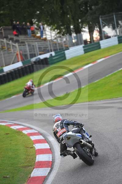 Motorcycle action photographs;cadwell;cadwell park photographs;event digital images;eventdigitalimages;motor racing louth lincolnshire;no limits trackday;peter wileman photography;trackday;trackday digital images;trackday photos