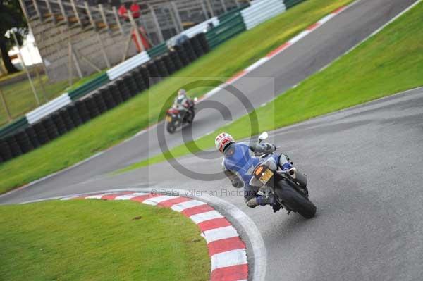 Motorcycle action photographs;cadwell;cadwell park photographs;event digital images;eventdigitalimages;motor racing louth lincolnshire;no limits trackday;peter wileman photography;trackday;trackday digital images;trackday photos