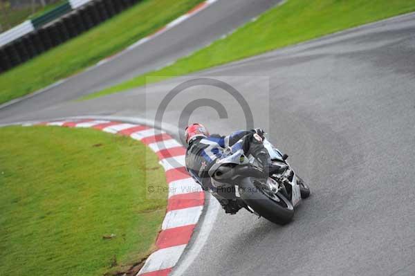 Motorcycle action photographs;cadwell;cadwell park photographs;event digital images;eventdigitalimages;motor racing louth lincolnshire;no limits trackday;peter wileman photography;trackday;trackday digital images;trackday photos