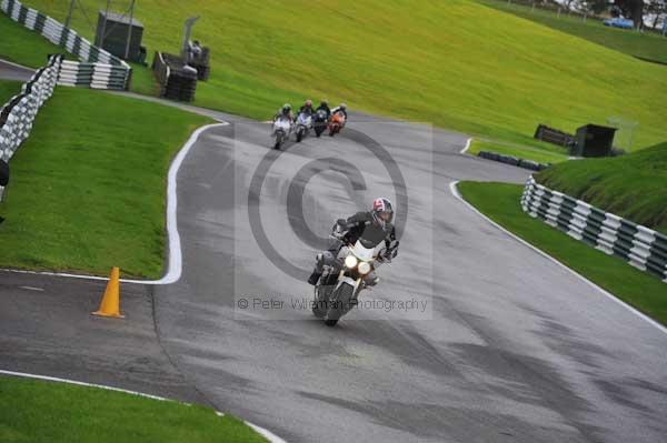 Motorcycle action photographs;cadwell;cadwell park photographs;event digital images;eventdigitalimages;motor racing louth lincolnshire;no limits trackday;peter wileman photography;trackday;trackday digital images;trackday photos