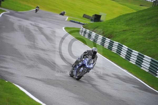 Motorcycle action photographs;cadwell;cadwell park photographs;event digital images;eventdigitalimages;motor racing louth lincolnshire;no limits trackday;peter wileman photography;trackday;trackday digital images;trackday photos