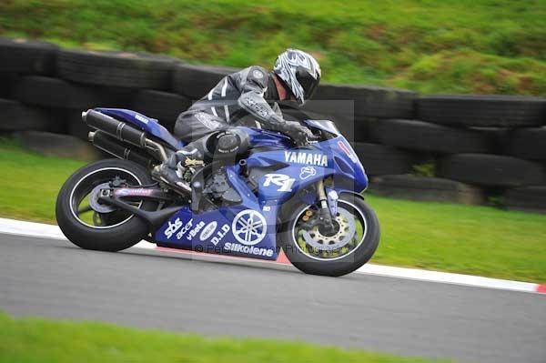 Motorcycle action photographs;cadwell;cadwell park photographs;event digital images;eventdigitalimages;motor racing louth lincolnshire;no limits trackday;peter wileman photography;trackday;trackday digital images;trackday photos