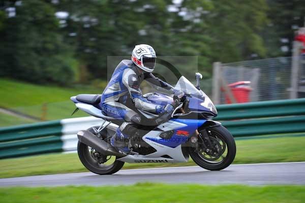 Motorcycle action photographs;cadwell;cadwell park photographs;event digital images;eventdigitalimages;motor racing louth lincolnshire;no limits trackday;peter wileman photography;trackday;trackday digital images;trackday photos