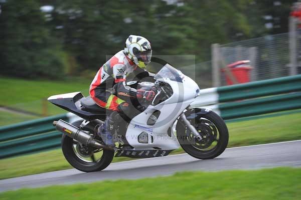 Motorcycle action photographs;cadwell;cadwell park photographs;event digital images;eventdigitalimages;motor racing louth lincolnshire;no limits trackday;peter wileman photography;trackday;trackday digital images;trackday photos