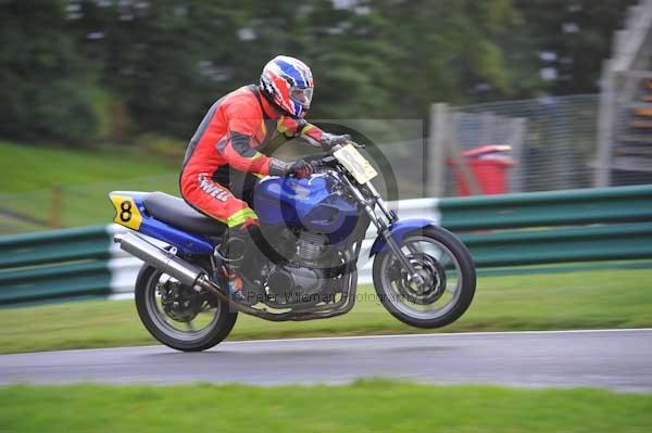Motorcycle action photographs;cadwell;cadwell park photographs;event digital images;eventdigitalimages;motor racing louth lincolnshire;no limits trackday;peter wileman photography;trackday;trackday digital images;trackday photos