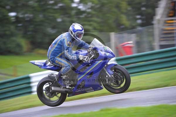 Motorcycle action photographs;cadwell;cadwell park photographs;event digital images;eventdigitalimages;motor racing louth lincolnshire;no limits trackday;peter wileman photography;trackday;trackday digital images;trackday photos