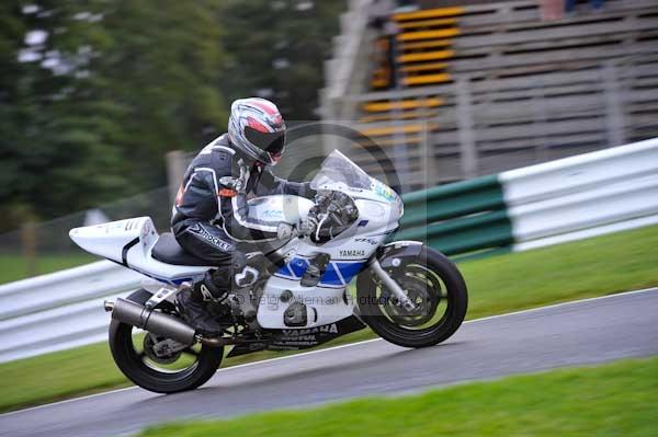 Motorcycle action photographs;cadwell;cadwell park photographs;event digital images;eventdigitalimages;motor racing louth lincolnshire;no limits trackday;peter wileman photography;trackday;trackday digital images;trackday photos