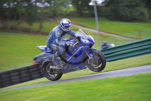 Motorcycle action photographs;cadwell;cadwell park photographs;event digital images;eventdigitalimages;motor racing louth lincolnshire;no limits trackday;peter wileman photography;trackday;trackday digital images;trackday photos