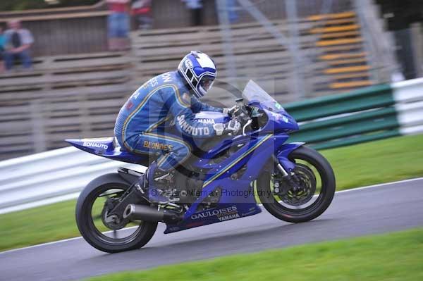 Motorcycle action photographs;cadwell;cadwell park photographs;event digital images;eventdigitalimages;motor racing louth lincolnshire;no limits trackday;peter wileman photography;trackday;trackday digital images;trackday photos