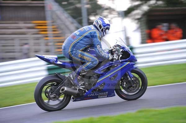 Motorcycle action photographs;cadwell;cadwell park photographs;event digital images;eventdigitalimages;motor racing louth lincolnshire;no limits trackday;peter wileman photography;trackday;trackday digital images;trackday photos