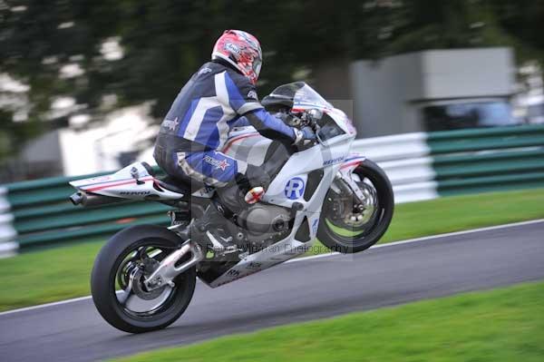 Motorcycle action photographs;cadwell;cadwell park photographs;event digital images;eventdigitalimages;motor racing louth lincolnshire;no limits trackday;peter wileman photography;trackday;trackday digital images;trackday photos