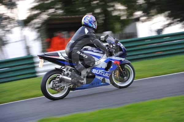 Motorcycle action photographs;cadwell;cadwell park photographs;event digital images;eventdigitalimages;motor racing louth lincolnshire;no limits trackday;peter wileman photography;trackday;trackday digital images;trackday photos