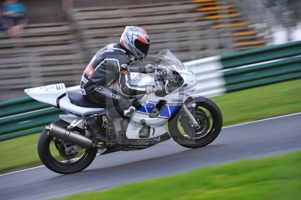Motorcycle action photographs;cadwell;cadwell park photographs;event digital images;eventdigitalimages;motor racing louth lincolnshire;no limits trackday;peter wileman photography;trackday;trackday digital images;trackday photos