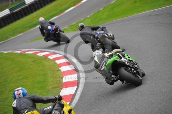 Motorcycle action photographs;cadwell;cadwell park photographs;event digital images;eventdigitalimages;motor racing louth lincolnshire;no limits trackday;peter wileman photography;trackday;trackday digital images;trackday photos