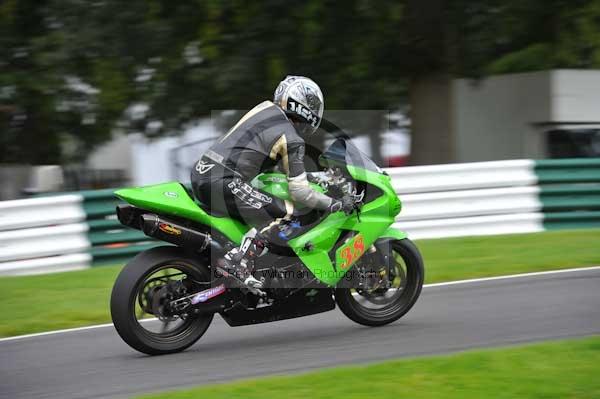 Motorcycle action photographs;cadwell;cadwell park photographs;event digital images;eventdigitalimages;motor racing louth lincolnshire;no limits trackday;peter wileman photography;trackday;trackday digital images;trackday photos