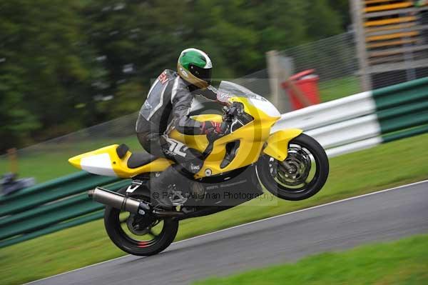 Motorcycle action photographs;cadwell;cadwell park photographs;event digital images;eventdigitalimages;motor racing louth lincolnshire;no limits trackday;peter wileman photography;trackday;trackday digital images;trackday photos