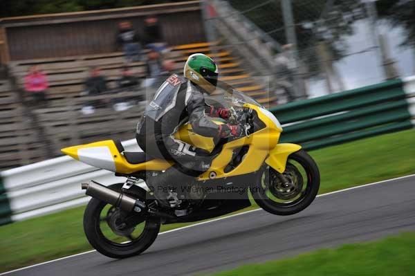 Motorcycle action photographs;cadwell;cadwell park photographs;event digital images;eventdigitalimages;motor racing louth lincolnshire;no limits trackday;peter wileman photography;trackday;trackday digital images;trackday photos