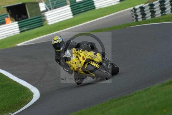 Motorcycle action photographs;cadwell;cadwell park photographs;event digital images;eventdigitalimages;motor racing louth lincolnshire;no limits trackday;peter wileman photography;trackday;trackday digital images;trackday photos