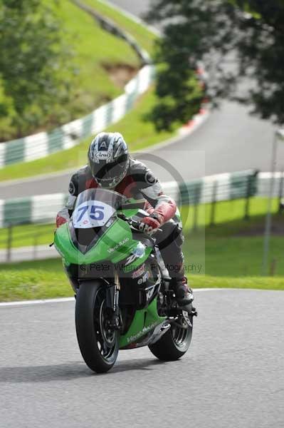 Motorcycle action photographs;cadwell;cadwell park photographs;event digital images;eventdigitalimages;motor racing louth lincolnshire;no limits trackday;peter wileman photography;trackday;trackday digital images;trackday photos