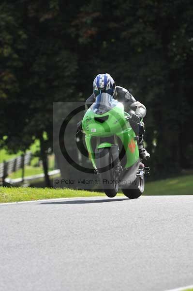 Motorcycle action photographs;cadwell;cadwell park photographs;event digital images;eventdigitalimages;motor racing louth lincolnshire;no limits trackday;peter wileman photography;trackday;trackday digital images;trackday photos