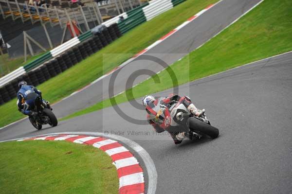 Motorcycle action photographs;cadwell;cadwell park photographs;event digital images;eventdigitalimages;motor racing louth lincolnshire;no limits trackday;peter wileman photography;trackday;trackday digital images;trackday photos