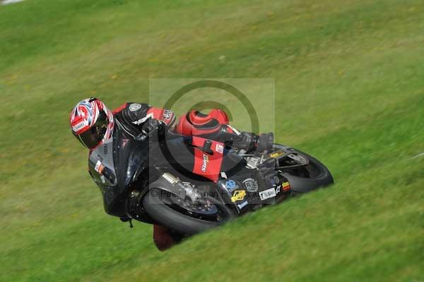 Motorcycle action photographs;cadwell;cadwell park photographs;event digital images;eventdigitalimages;motor racing louth lincolnshire;no limits trackday;peter wileman photography;trackday;trackday digital images;trackday photos