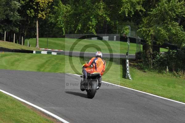 Motorcycle action photographs;cadwell;cadwell park photographs;event digital images;eventdigitalimages;motor racing louth lincolnshire;no limits trackday;peter wileman photography;trackday;trackday digital images;trackday photos