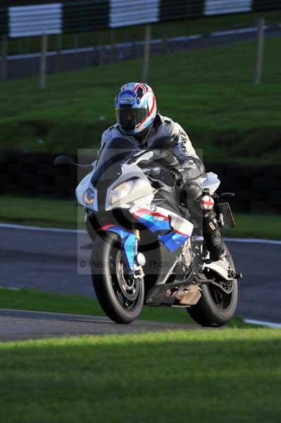 Motorcycle action photographs;cadwell;cadwell park photographs;event digital images;eventdigitalimages;motor racing louth lincolnshire;no limits trackday;peter wileman photography;trackday;trackday digital images;trackday photos