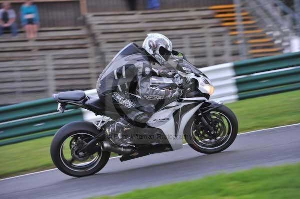 Motorcycle action photographs;cadwell;cadwell park photographs;event digital images;eventdigitalimages;motor racing louth lincolnshire;no limits trackday;peter wileman photography;trackday;trackday digital images;trackday photos