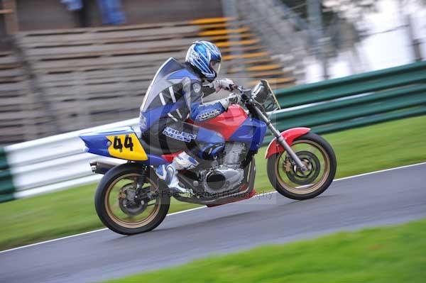 Motorcycle action photographs;cadwell;cadwell park photographs;event digital images;eventdigitalimages;motor racing louth lincolnshire;no limits trackday;peter wileman photography;trackday;trackday digital images;trackday photos