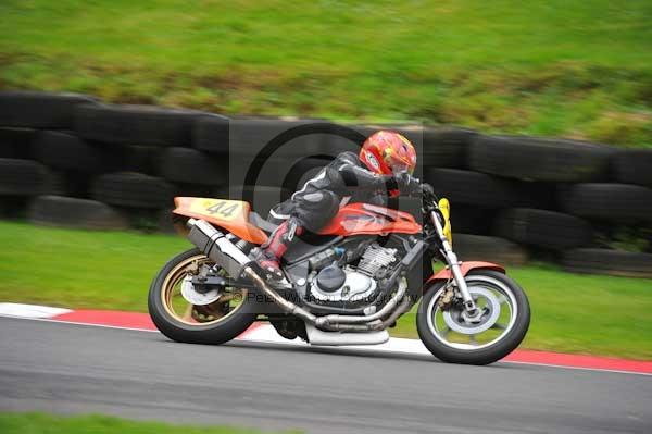 Motorcycle action photographs;cadwell;cadwell park photographs;event digital images;eventdigitalimages;motor racing louth lincolnshire;no limits trackday;peter wileman photography;trackday;trackday digital images;trackday photos
