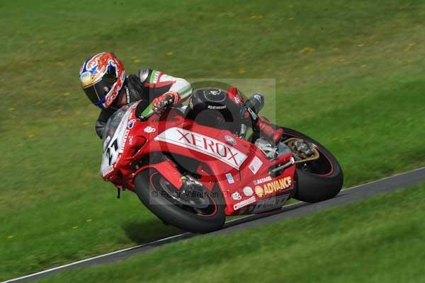 Motorcycle action photographs;cadwell;cadwell park photographs;event digital images;eventdigitalimages;motor racing louth lincolnshire;no limits trackday;peter wileman photography;trackday;trackday digital images;trackday photos