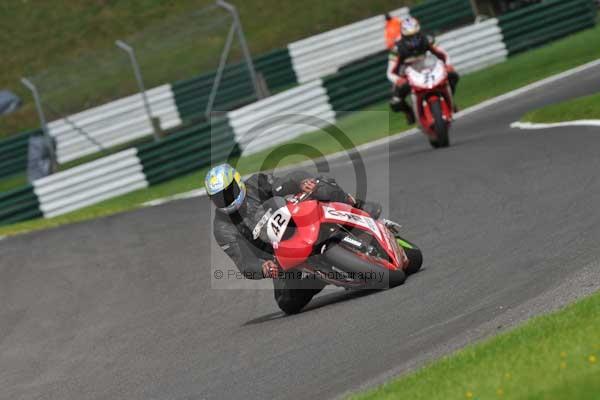 Motorcycle action photographs;cadwell;cadwell park photographs;event digital images;eventdigitalimages;motor racing louth lincolnshire;no limits trackday;peter wileman photography;trackday;trackday digital images;trackday photos