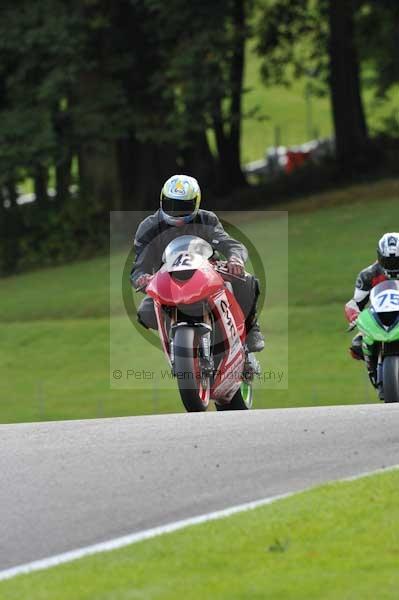 Motorcycle action photographs;cadwell;cadwell park photographs;event digital images;eventdigitalimages;motor racing louth lincolnshire;no limits trackday;peter wileman photography;trackday;trackday digital images;trackday photos