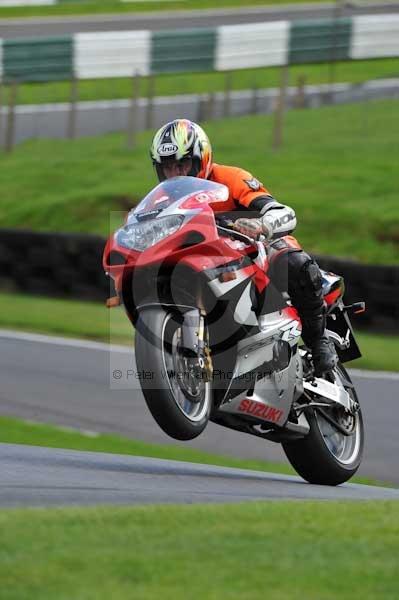 Motorcycle action photographs;cadwell;cadwell park photographs;event digital images;eventdigitalimages;motor racing louth lincolnshire;no limits trackday;peter wileman photography;trackday;trackday digital images;trackday photos