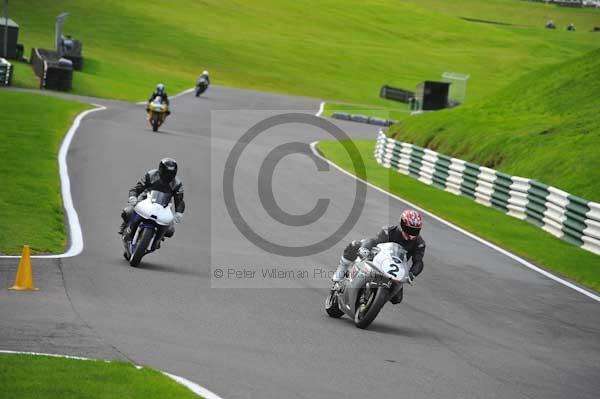 Motorcycle action photographs;cadwell;cadwell park photographs;event digital images;eventdigitalimages;motor racing louth lincolnshire;no limits trackday;peter wileman photography;trackday;trackday digital images;trackday photos