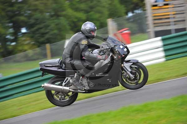 Motorcycle action photographs;cadwell;cadwell park photographs;event digital images;eventdigitalimages;motor racing louth lincolnshire;no limits trackday;peter wileman photography;trackday;trackday digital images;trackday photos